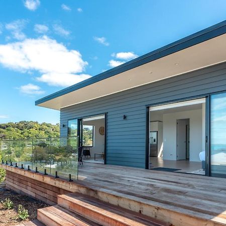 Luna Cottage. Stunning Ocean Views On Waiheke Oneroa ภายนอก รูปภาพ