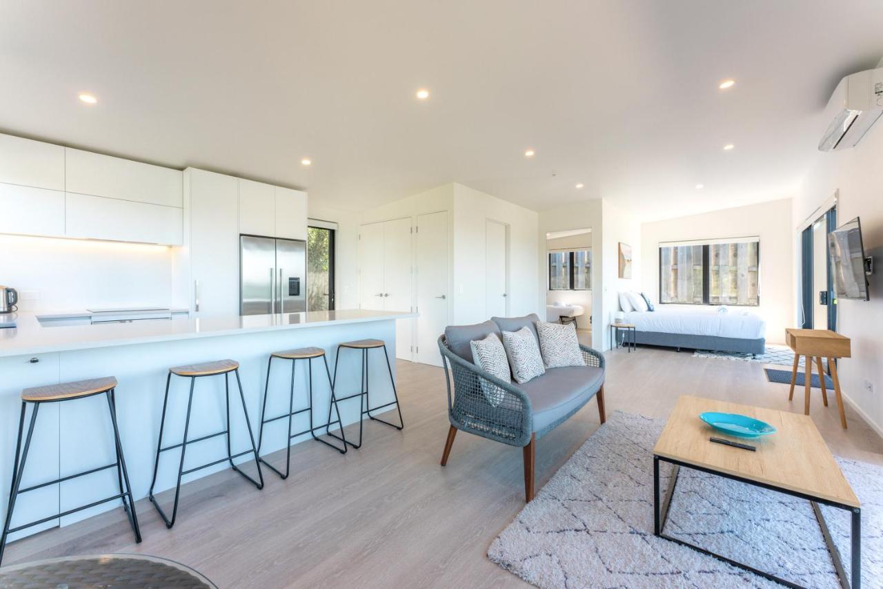 Luna Cottage. Stunning Ocean Views On Waiheke Oneroa ภายนอก รูปภาพ